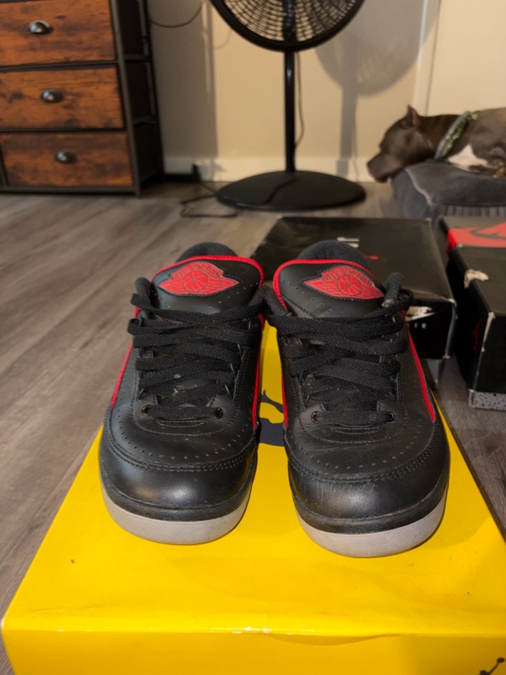 Air Jordan 2 Christmas Black/Red Low-Top Sneakers